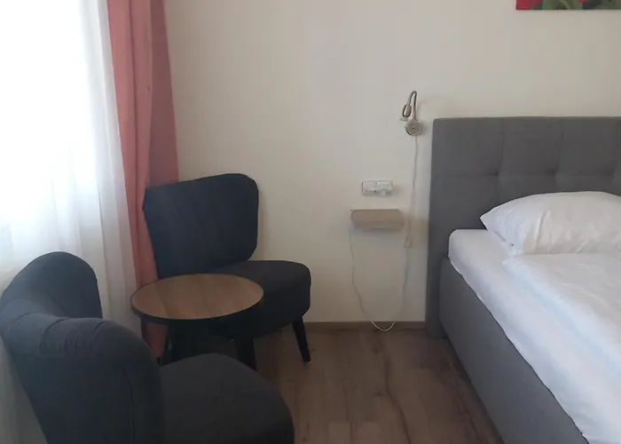 Hanka V Hotelovém Pokoji C408