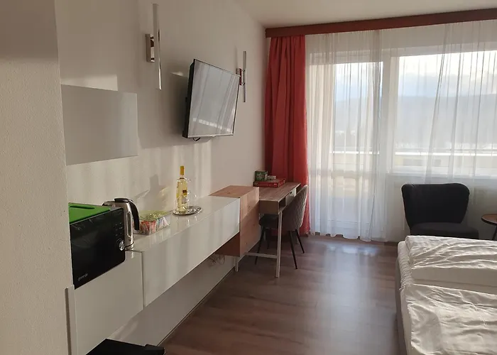 Hotel Hanka V Hotelovém Pokoji C408 Frymburk