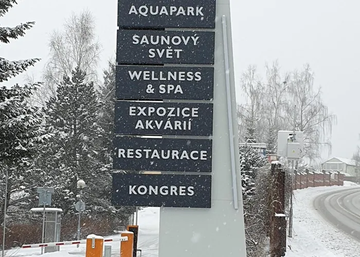 Hanka V Hotelovém Pokoji C408 Hotel
